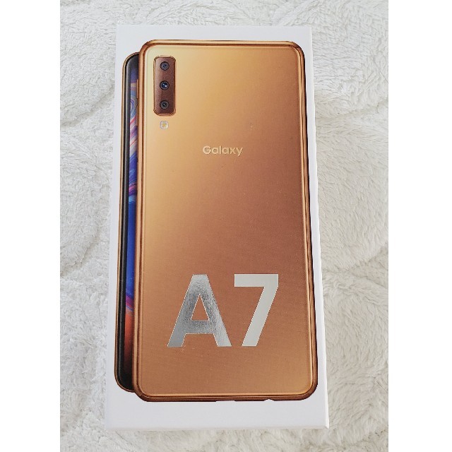 スマートフォン/携帯電話【新品未使用】Galaxy A7 64GB ゴールド SIMフリー 購入証明書付