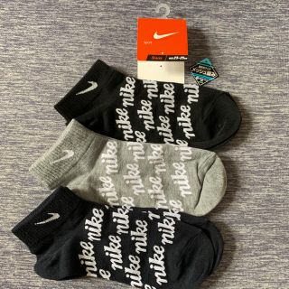 ナイキ(NIKE)のナイキ　靴下　レディース (ソックス)