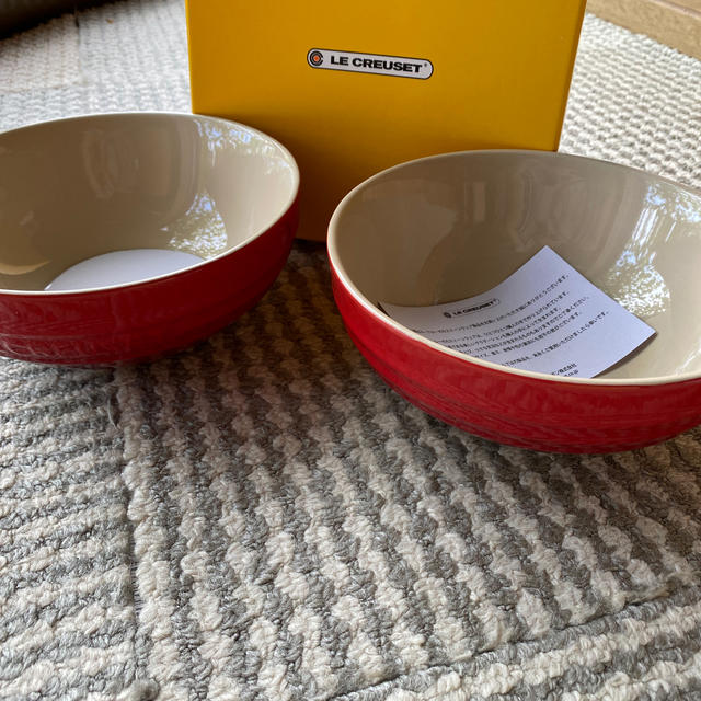 LE CREUSET(ルクルーゼ)のlecreuset MULTI BOWL チェリーレッド　15センチ　2個セット インテリア/住まい/日用品のキッチン/食器(食器)の商品写真