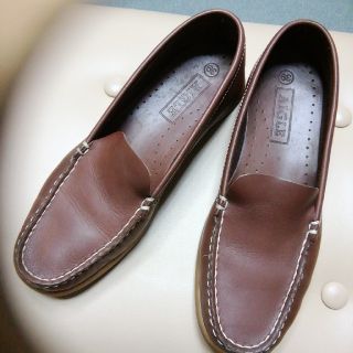 エーグル(AIGLE)のＡＩＧＬＥ   (スリッポン/モカシン)