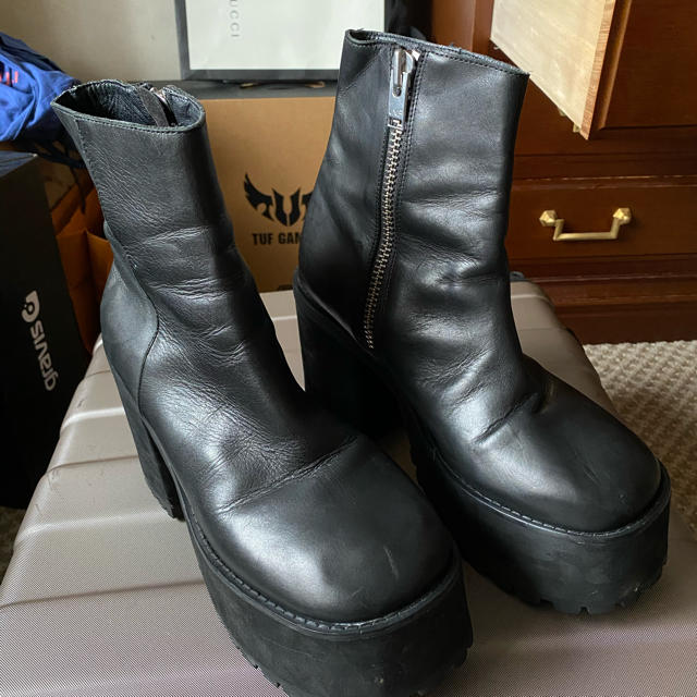 UNIF(ユニフ)のUNIF ビール　ブーツ レディースの靴/シューズ(ブーツ)の商品写真