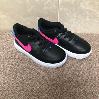 ナイキ(NIKE)のNike FORCE1 キッズ(スニーカー)