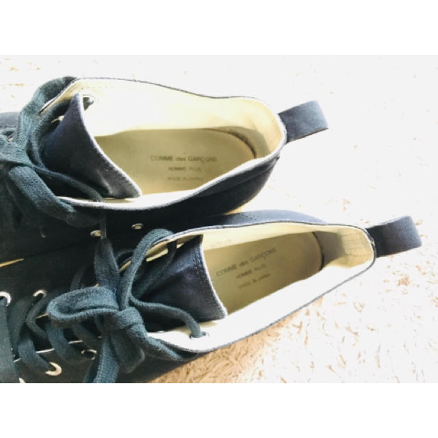 COMME des GARCONS HOMME PLUS(コムデギャルソンオムプリュス)の【★激レア★27cm】コムデギャルソンオムプリュス 黒 ハイカット スニーカー メンズの靴/シューズ(スニーカー)の商品写真