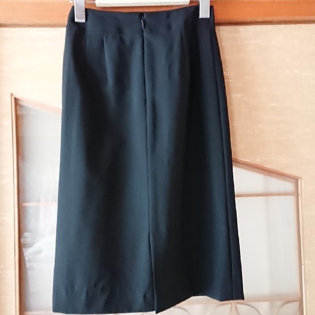 INED(イネド)のスカート レディースのスカート(ひざ丈スカート)の商品写真