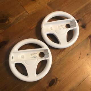 ウィー(Wii)の任天堂wii マリオカート用ハンドル2個セット(家庭用ゲーム機本体)
