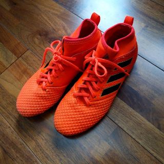 アディダス(adidas)のサッカートレシュー22.5オレンジ(シューズ)