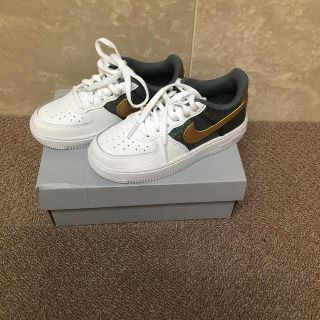 ナイキ(NIKE)のNike FORCE1キッズスニーカー(スニーカー)