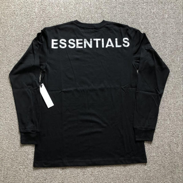 FEAR OF GOD(フィアオブゴッド)のFOG Essentials ロンT-Shirt Mサイズ 2点セット メンズのトップス(Tシャツ/カットソー(七分/長袖))の商品写真