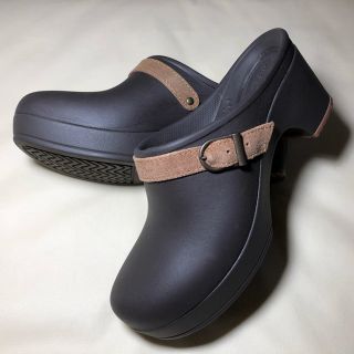 クロックス(crocs)のクロックス  サラ　W6 サポ　クロッグ(サンダル)