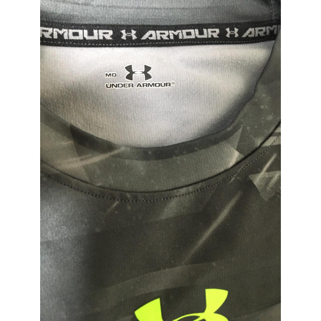 UNDER ARMOUR(アンダーアーマー)のUNDER ARMOUR裏起毛アンダーシャツ スポーツ/アウトドアの野球(ウェア)の商品写真