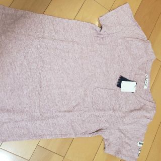 ビーエルユーイー(B.L.U.E.)の新品タグ付き　B.L.U.E　ビーエルユーイー　Ｔシャツ(Tシャツ(半袖/袖なし))