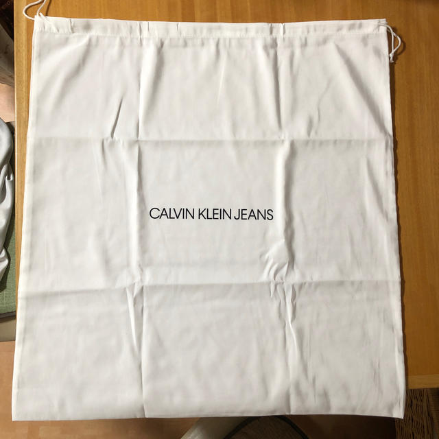 Calvin Klein(カルバンクライン)のカルバンクラインジーンズ巾着 インテリア/住まい/日用品の日用品/生活雑貨/旅行(日用品/生活雑貨)の商品写真