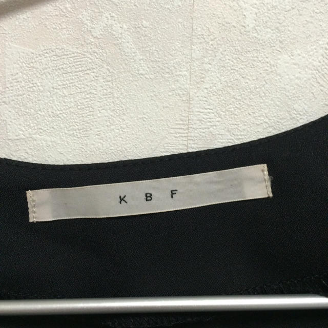 KBF(ケービーエフ)のオーガンジー 切替 カットソー レディースのトップス(カットソー(半袖/袖なし))の商品写真