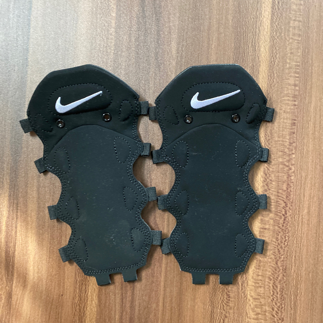 NIKE(ナイキ)のモアマネー　NIKE スニーカー メンズの靴/シューズ(スニーカー)の商品写真