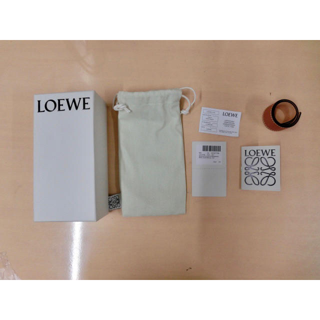 【新品・未使用】LOEWE スモールスラップブレスレット タン