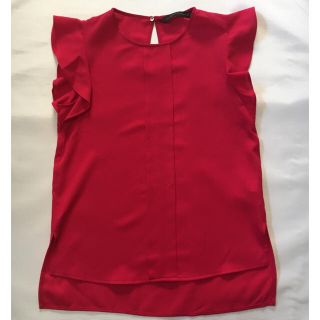 ザラ(ZARA)のZARA ショッキングピンク トップス(シャツ/ブラウス(半袖/袖なし))