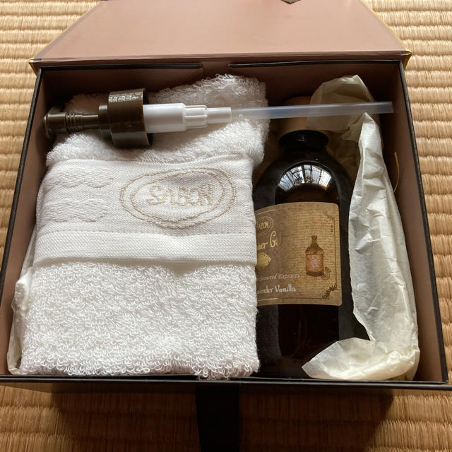 SABON(サボン)のこねこねこ様専用☆SABON シャワージェルセット コスメ/美容のボディケア(ボディソープ/石鹸)の商品写真