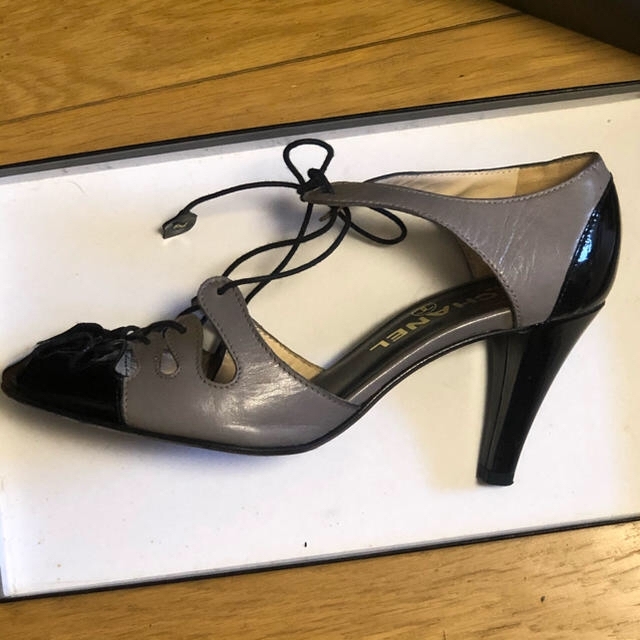 シャネル スリングバッククラシックシューズ 編み上げ パンプス シャネル スリングバッククラシックシューズ 編み上げ パンプス