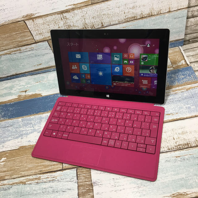 Microsoft(マイクロソフト)のマイクロソフト Surface 64GB TEGRA4 1.71GHZ ピンク スマホ/家電/カメラのPC/タブレット(タブレット)の商品写真
