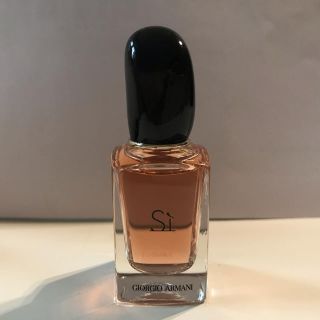 ジョルジオアルマーニ(Giorgio Armani)のGergio Armani Si 香水 7ml + ボディクリーム(香水(女性用))