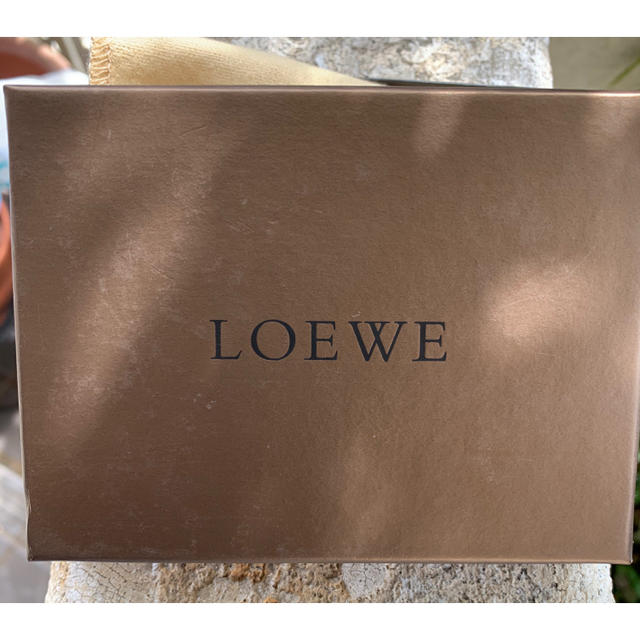 LOEWE(ロエベ)の【新品未使用】LOEWE　キーホルダー レディースのファッション小物(キーホルダー)の商品写真