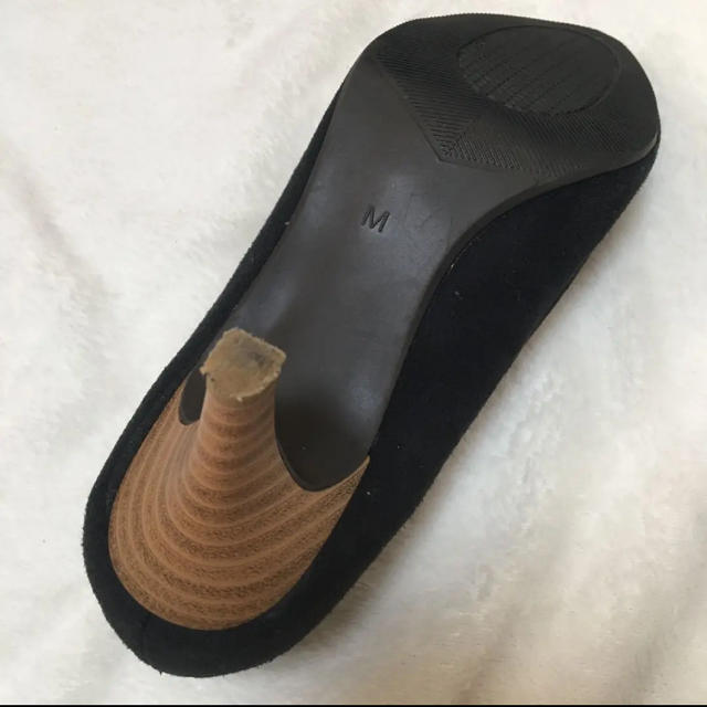 GU(ジーユー)のパンプス 黒 ブラック レディースの靴/シューズ(ハイヒール/パンプス)の商品写真