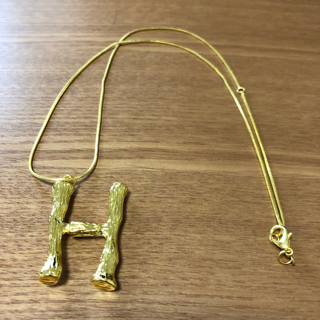 STUNNING LURE(スタニングルアー)のalphabet pendant レディースのアクセサリー(ネックレス)の商品写真
