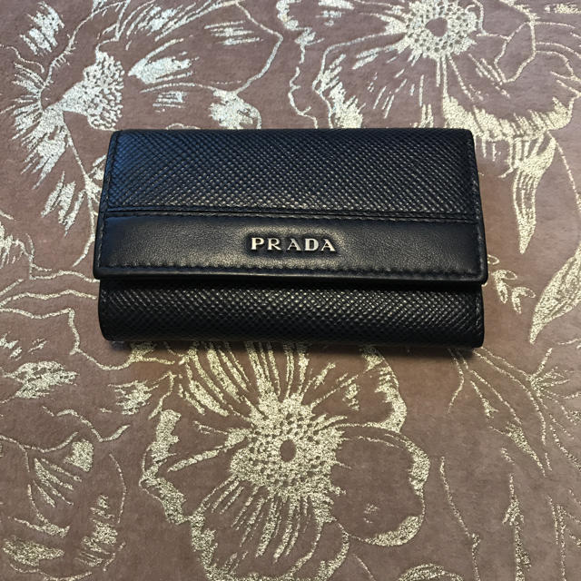 PRADA - PRADA プラダ キーケース メンズ ネイビーの通販 by マルコ's shop｜プラダならラクマ