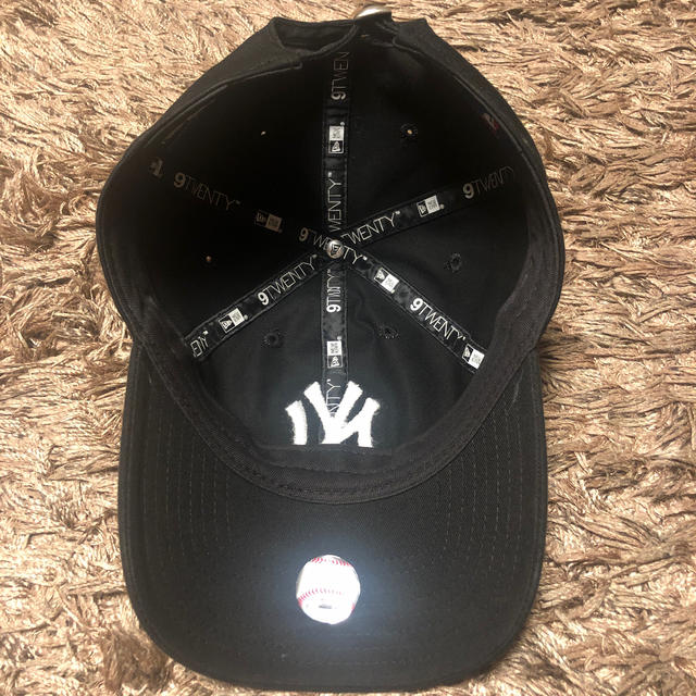 NEW ERA(ニューエラー)のニューエラ　ニューヨークヤンキース　キャップ　ブラック メンズの帽子(キャップ)の商品写真