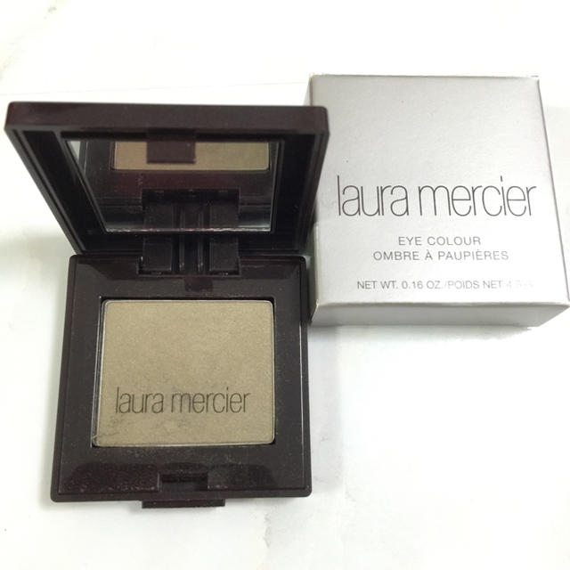 laura mercier(ローラメルシエ)の万能カラー○ローラメルシエ○アイシャドウ コスメ/美容のベースメイク/化粧品(アイシャドウ)の商品写真