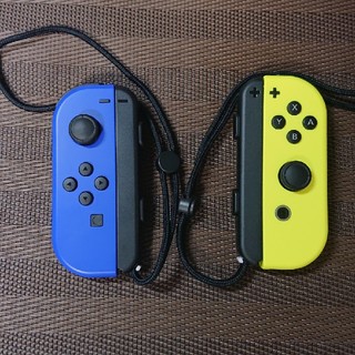 ニンテンドースイッチ(Nintendo Switch)のNintendoSwitch Joy-Con(L) ブルー/(R) ネオンイエロ(その他)