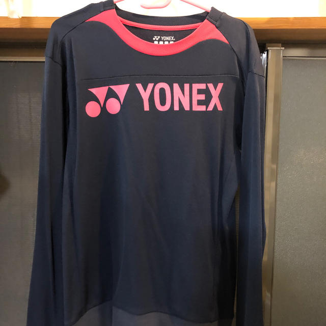 YONEX(ヨネックス)のヨネックス  長袖Ｔ　Mサイズ スポーツ/アウトドアのテニス(ウェア)の商品写真