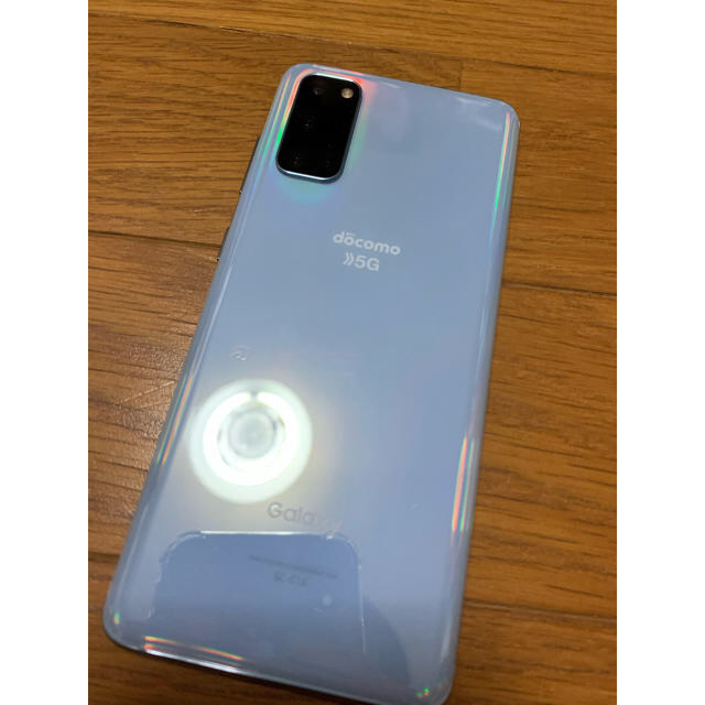 Galaxy(ギャラクシー)のGALAXY S20 5G(クラウドブルー) スマホ/家電/カメラのスマートフォン/携帯電話(スマートフォン本体)の商品写真