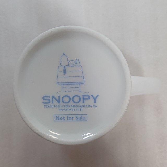 SNOOPY(スヌーピー)のSNOOPY×セブンイレブン＊マグカップ インテリア/住まい/日用品のキッチン/食器(グラス/カップ)の商品写真