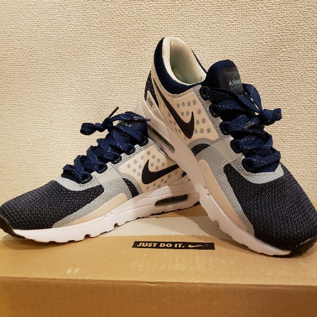 NIKE AIR MAX ZERO エアマックスゼロ