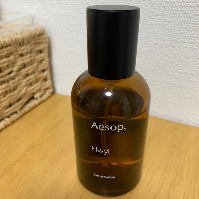 Aesop(イソップ)のイソップ  ヒュイル　香水　50ml Aesop コスメ/美容の香水(ユニセックス)の商品写真