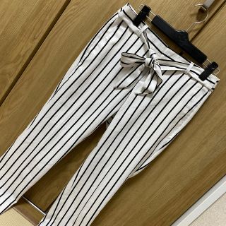 バナナリパブリック(Banana Republic)のストライプパンツ(カジュアルパンツ)