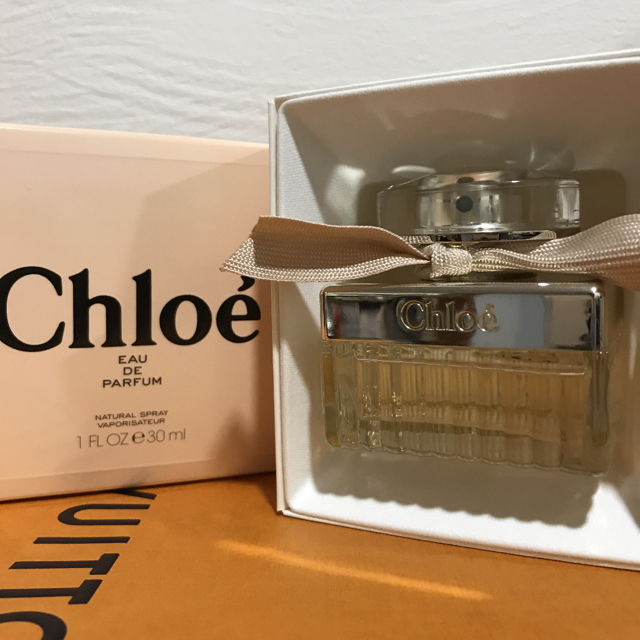 Chloe(クロエ)のクロエ香水　オードパルファム30ml   コスメ/美容の香水(香水(女性用))の商品写真