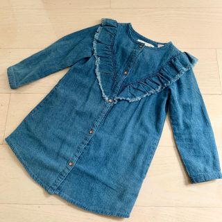 ザラキッズ(ZARA KIDS)のZARA KID'S デニム　フリルワンピース　98cm(ワンピース)