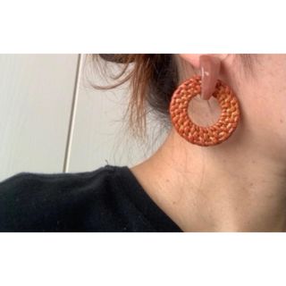 ハンドメイド　ピアス(ピアス)