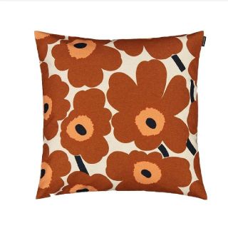 マリメッコ(marimekko)の【新品】marimekko　新作限定色　ウニッコ　クッションカバー50cm角(クッションカバー)