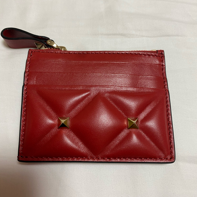 VALENTINO(ヴァレンティノ)の【新品未使用!おまけあり♡】ヴァレンティノ★コインケース  キャンディスタッズ レディースのファッション小物(コインケース)の商品写真