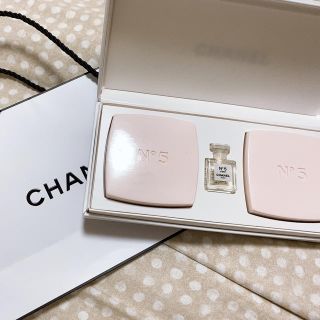 シャネル(CHANEL)のシャネル CHANEL No5ギフトコレクションショッパー付）石鹸(ボディソープ/石鹸)