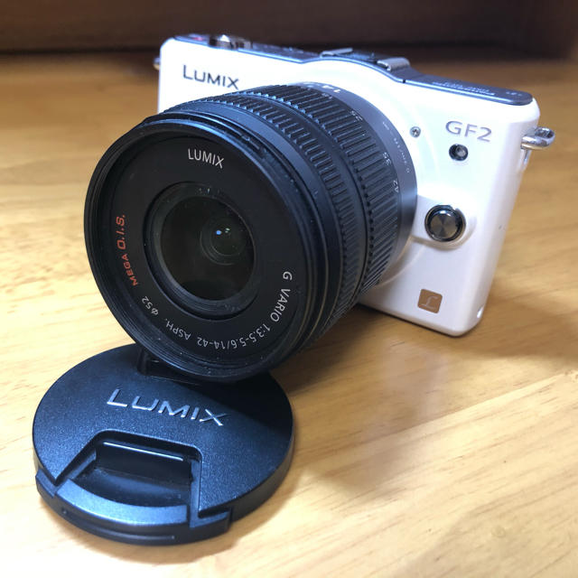 PanasonicPanasonic LUMIX-GF2 ミラーレス一眼　レンズセット