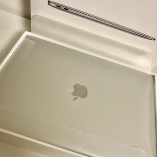 アップル(Apple)のMacBook Air 2020(ノートPC)