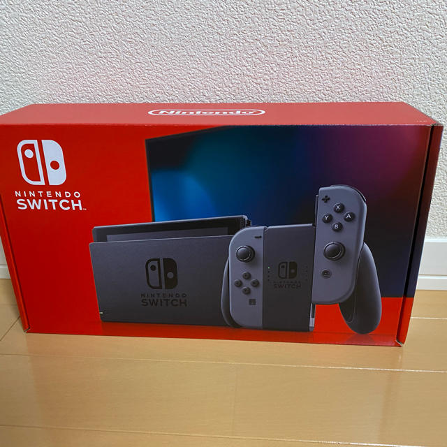 任天堂Switchグレーバッテリー持続時間が長くなったモデル本体