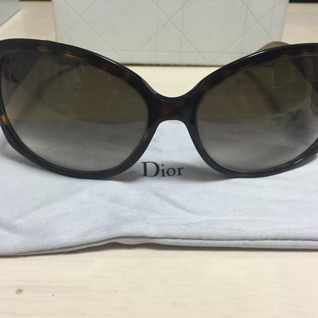 Dior(ディオール)のなよ様 専用 Dior サングラス レディースのファッション小物(サングラス/メガネ)の商品写真