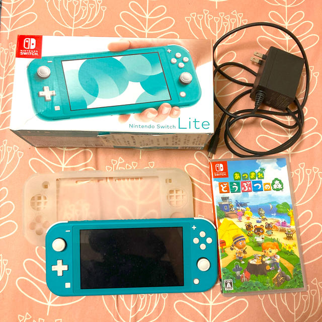 Nintendo Switch(ニンテンドースイッチ)のSwitch Lite ターコイズ あつまれどうぶつの森セット エンタメ/ホビーのゲームソフト/ゲーム機本体(携帯用ゲーム機本体)の商品写真