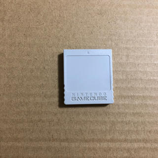 ニンテンドウ(任天堂)のゲームキューブ用 メモリーカード白 59ブロック(家庭用ゲーム機本体)