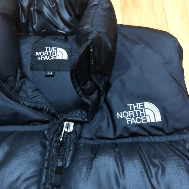 THE NORTH FACE(ザノースフェイス)のノースフェイス ブラック 700fil ダウンベスト L レディース ヌプシ レディースのジャケット/アウター(ダウンベスト)の商品写真